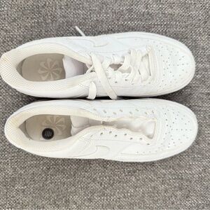Nike White Kids Burrough Court Sneakers